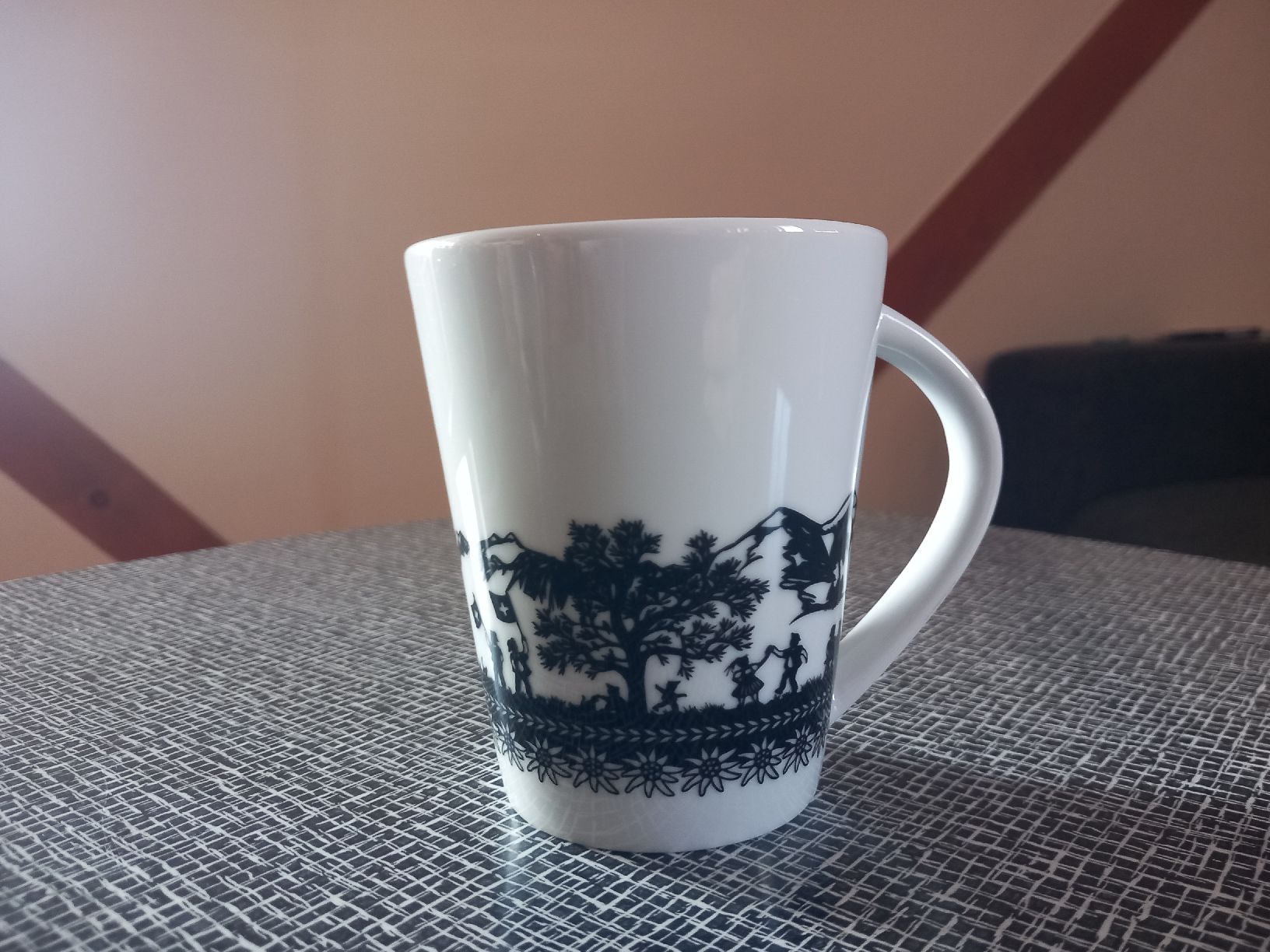Tazze: Tasse mit schweizer Motiv, Langenthal – Usato da Nänikon venduto da Haexli_70 2