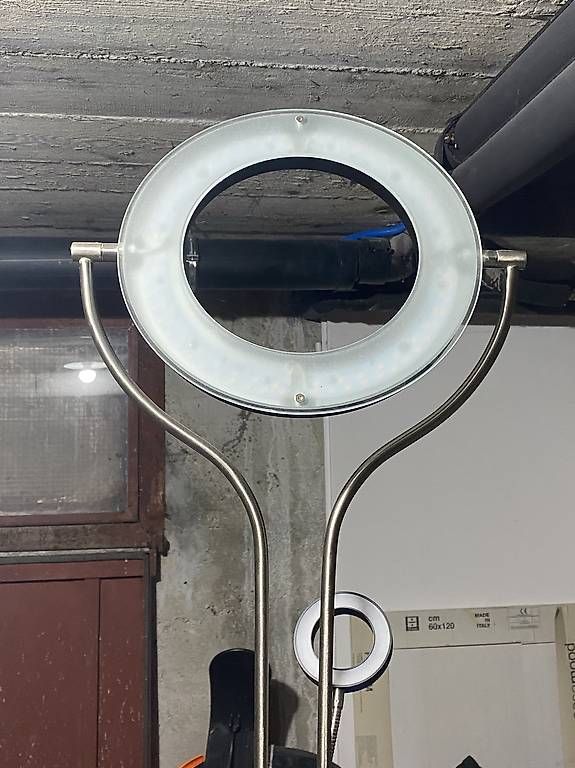 Lampade: Lampadaire LED Major – Usato da Sonceboz-Sombeval venduto da ROXY06 3