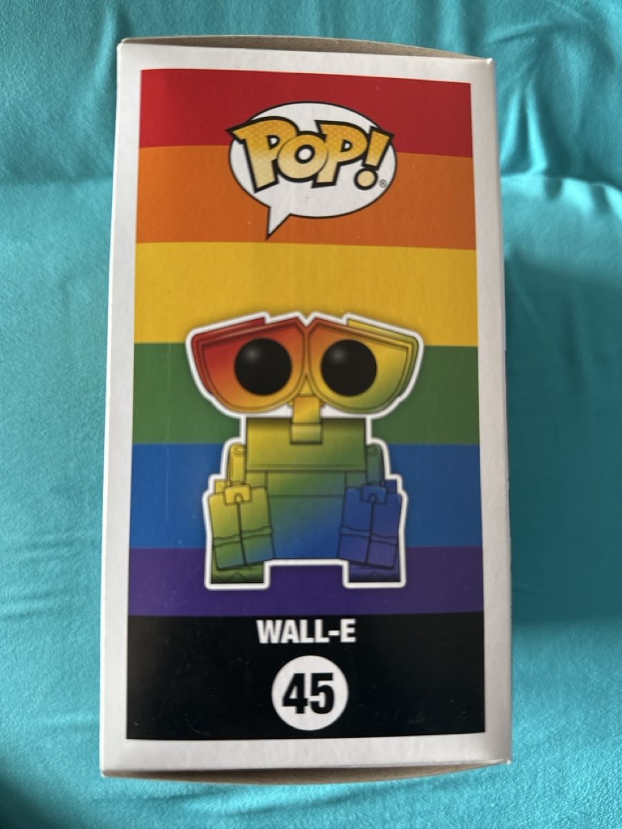 Funko Statuette: Funko Pop Wall-E Pride 45 Disney Pixar neuf – Usato da Genève venduto da fat_8jwz 2