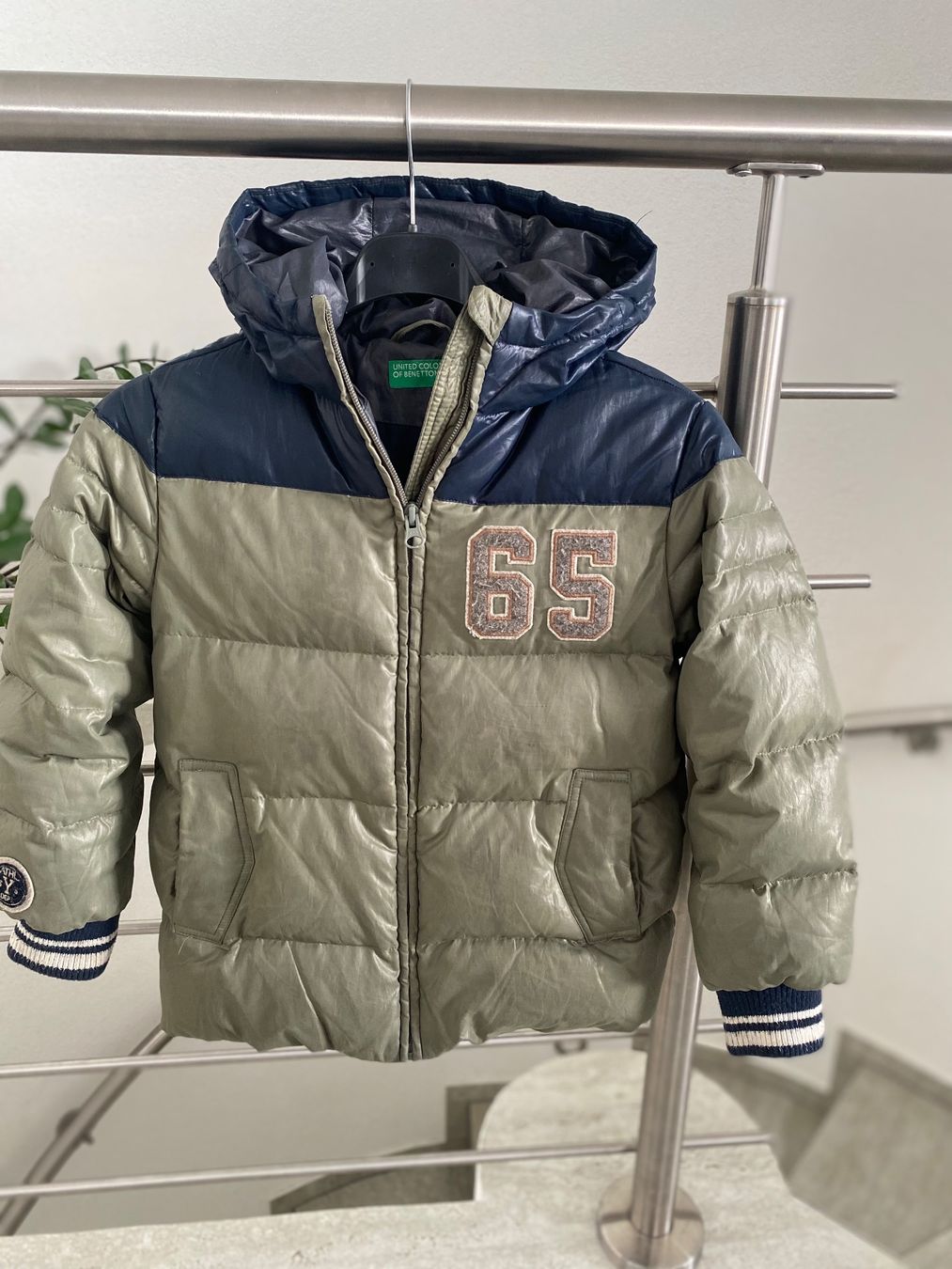Benetton Giacche & Cappotti: Benetton Kinder Winterjacke Gr 120 – Usato da Birrwil venduto da Bendegriz