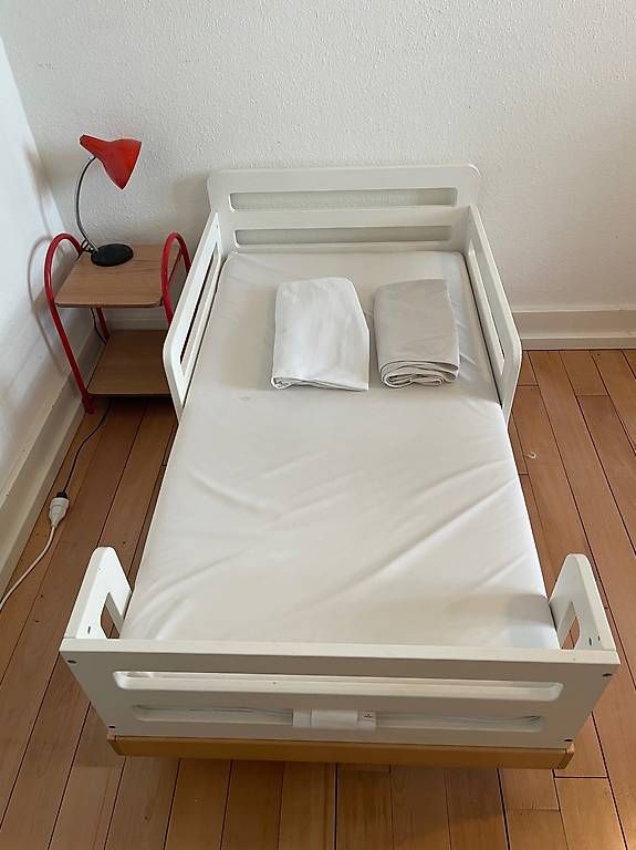 Letti: Kinderbett  Oeuf Classic Toddler Bed – Usato da Zürich venduto da lei_5hyj 1
