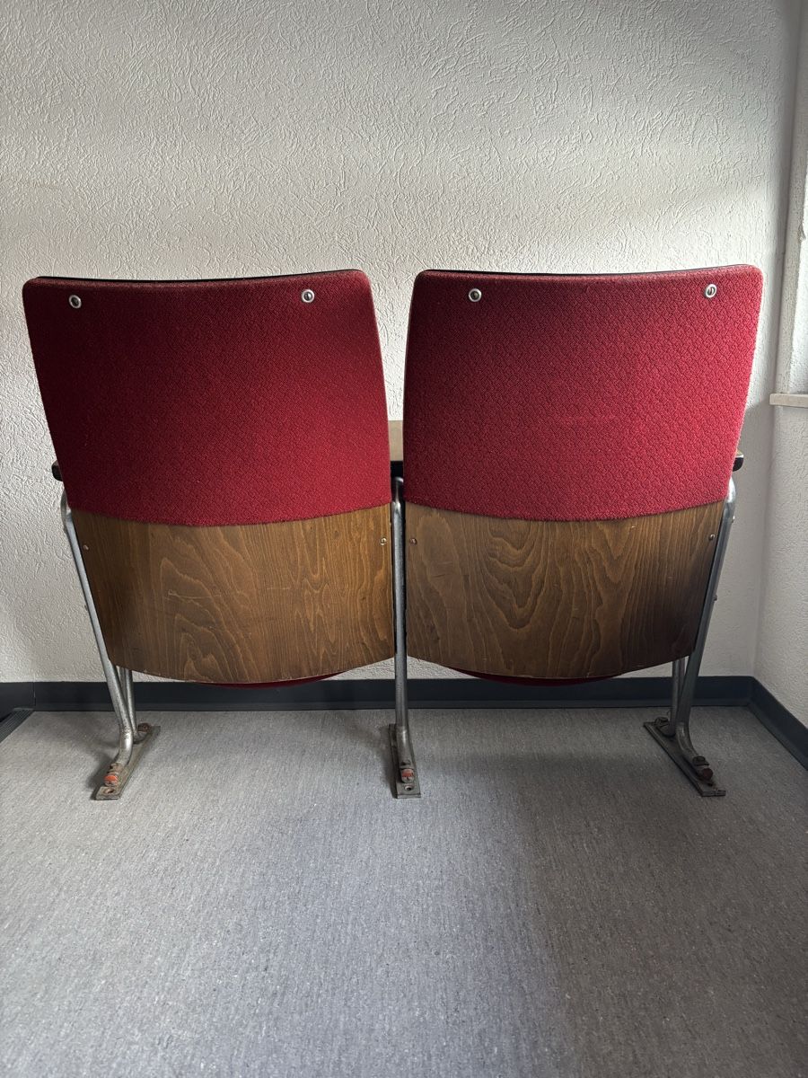 Poltrone: Original DDR Kino Sessel – Usato da Zürich venduto da Uluvuur 5