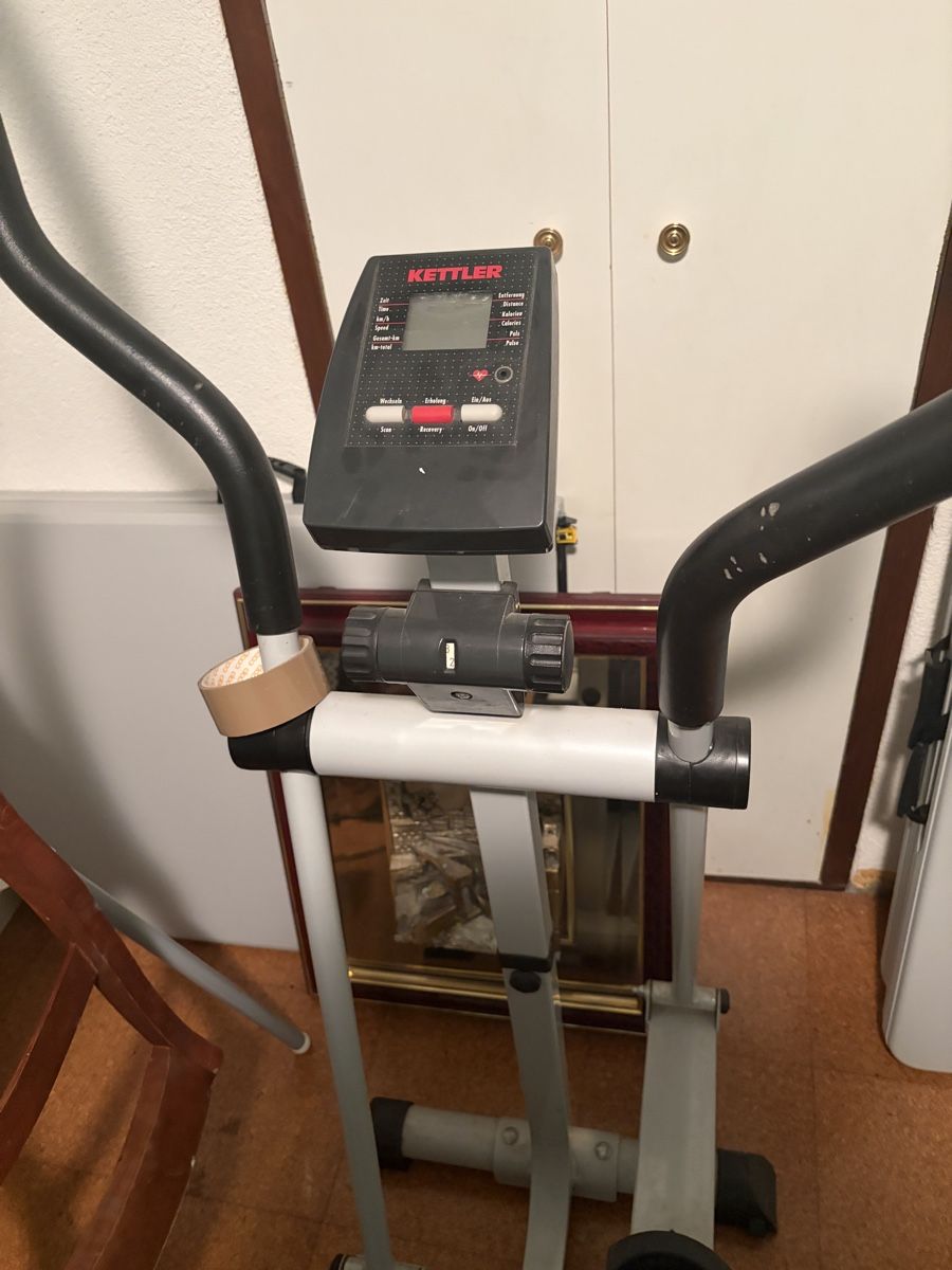 Hometrainer: Kettler Crosstrainer  sollte funktionsf. – Usato da Niederbüren venduto da lau_rh9k 1