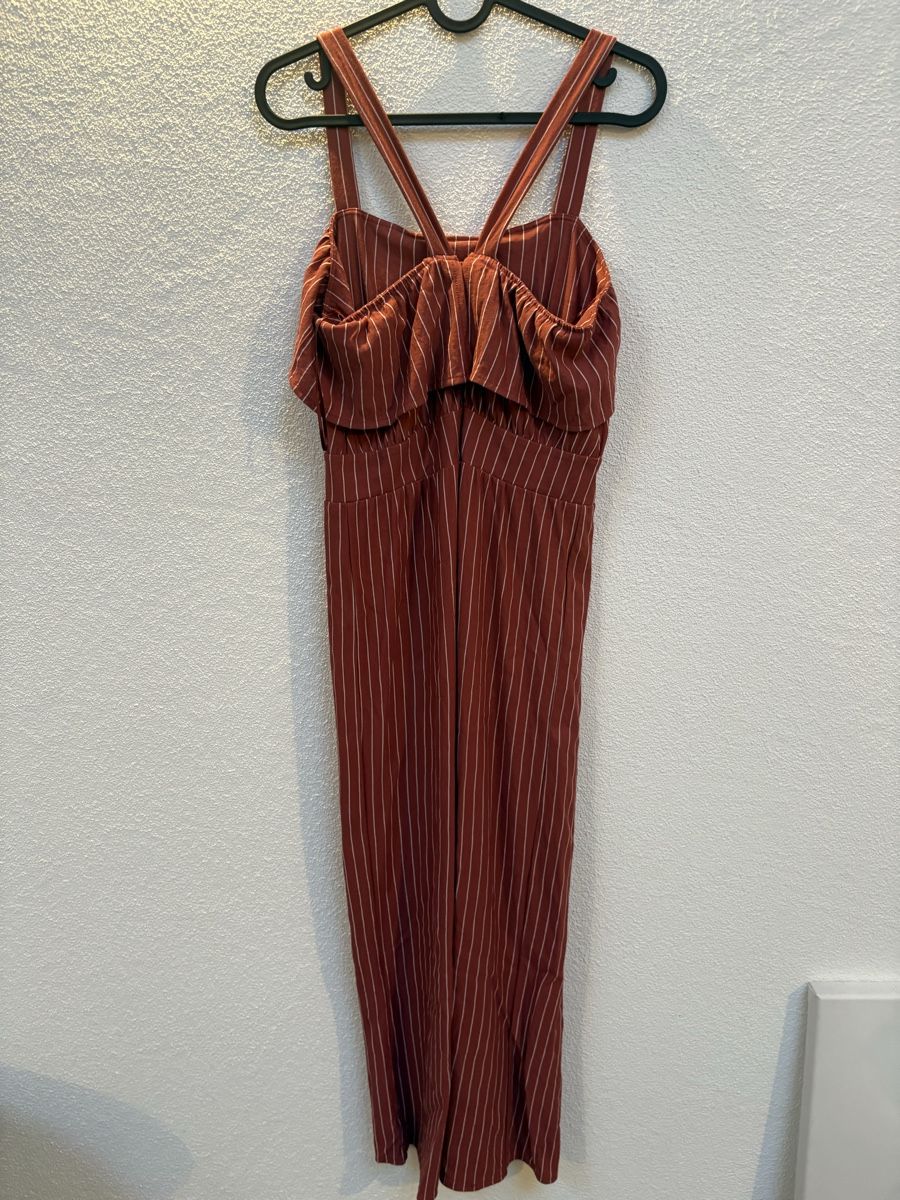 Mango Tute: Sommerlicher Jumpsuit von Mango, Grösse S, gestreift. – Usato da Gipf-Oberfrick venduto da sin_x2lt 2