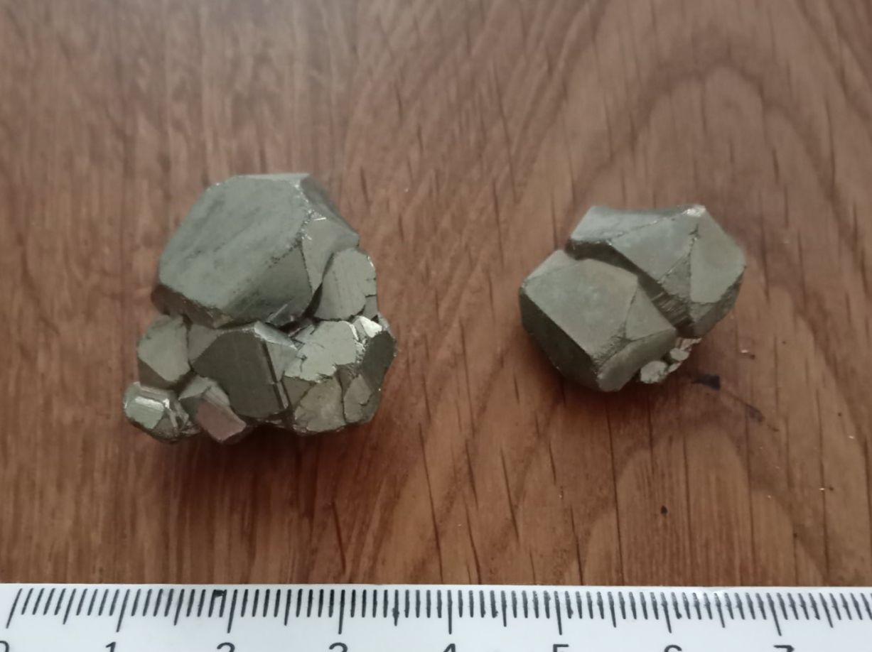 Minéraux & Lithothérapie: Kristalle Pyrit – Neuf (Voir description) à Alpnach Dorf par ake-7x7v 2
