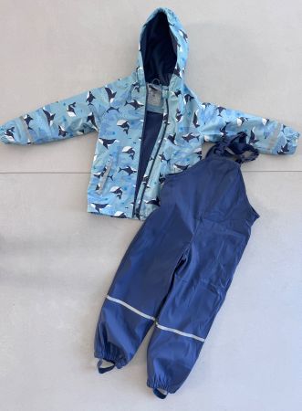 Regenanzug Gr. 110/116 gefüttert, Hose und Jacke