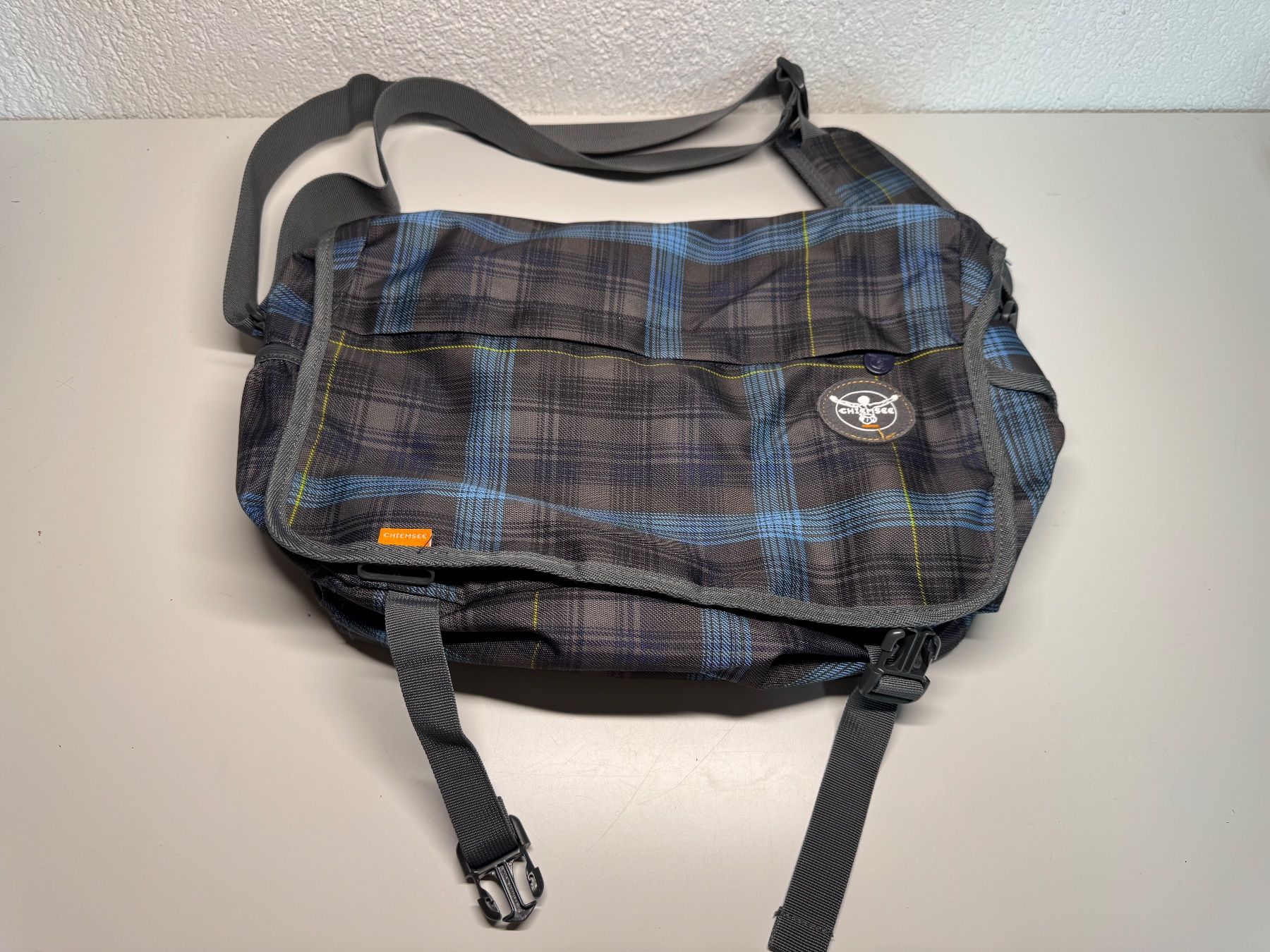 Chiemsee Borse: Umhängetasche Laptoptasche von Chiemsee – Usato da Grosswangen venduto da shoes.bags.and.co