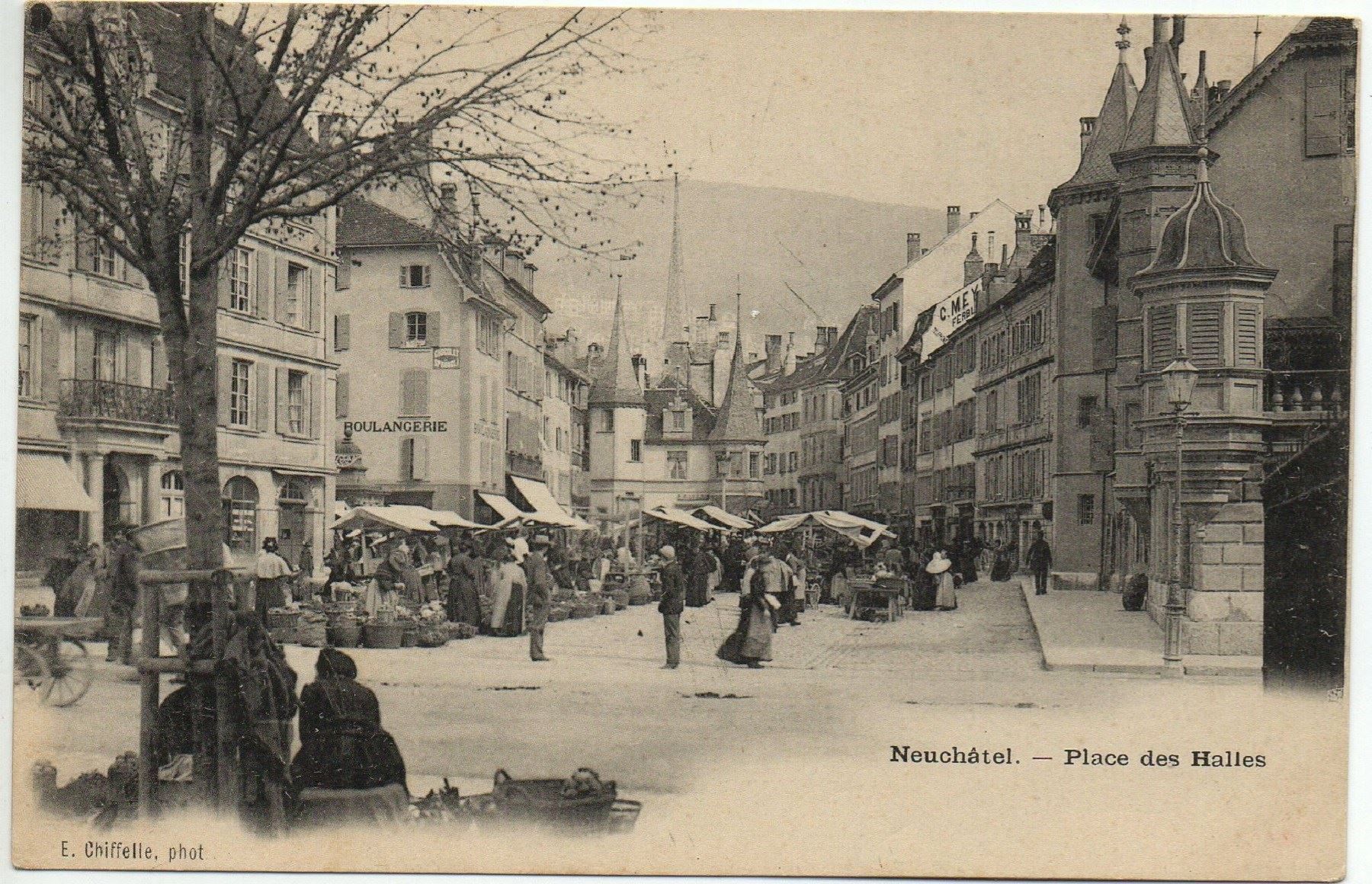 Cartoline postali: NEUCHÂTEL Place des Halles - Markt – Nuovo (secondo la descrizione) da Jona venduto da philajona