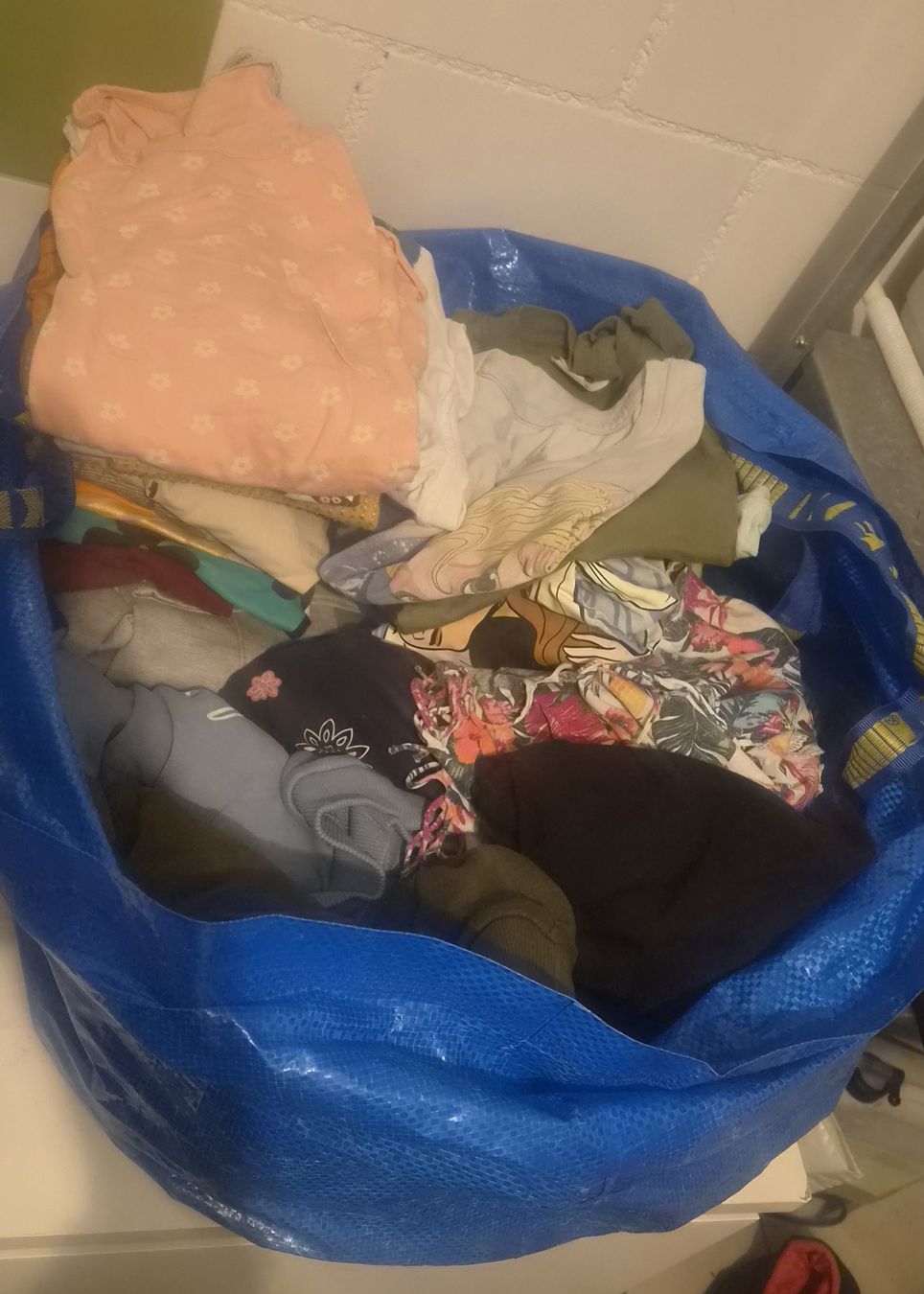 Lotti & Set di vestiti: Kleider Paket Mädchen gr 128 – Usato da Langwiesen venduto da Mauna87 1