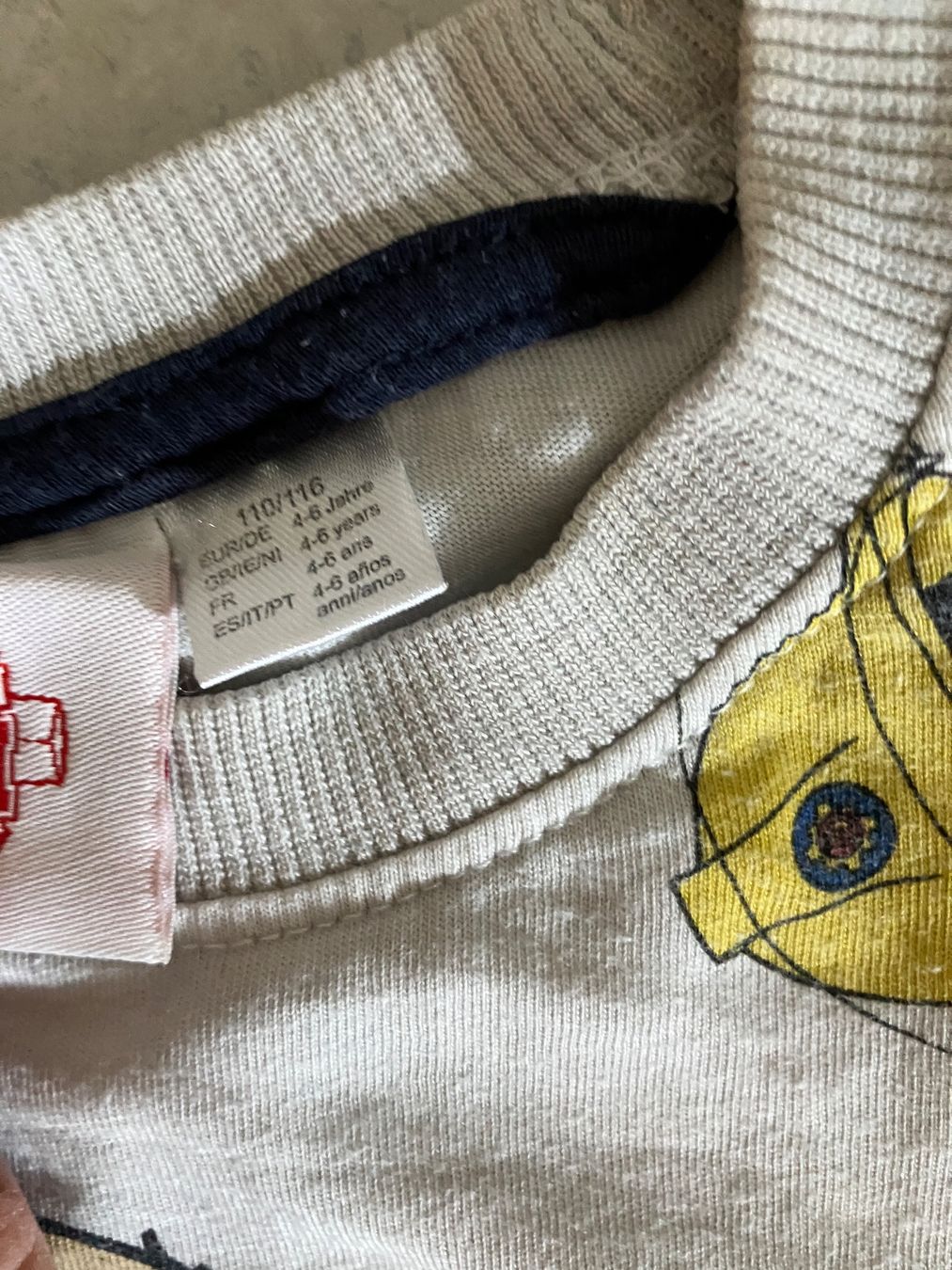 Pigiama & Simili: kurzer Pyjama 110 – Usato da Niederglatt ZH venduto da boeca82 1