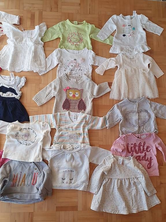 Ensembles coordonnés: Habits bébé 0-3mois – D'occasion à Prêles par suki_s 1
