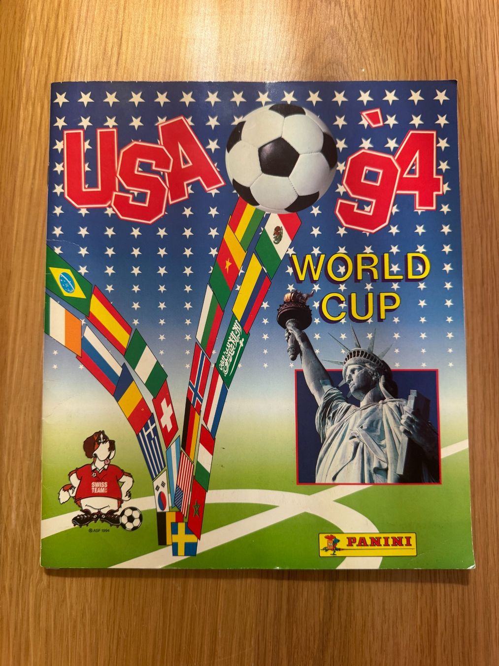 Panini Album: Album Panini USA 94 Complet – Usato da Bussigny venduto da Maxence10