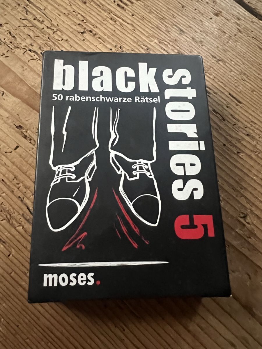 Spiele: Black Stories 5: 50 rabenschwarze Rätsel – Gebraucht aus Wohlenschwil von SmokyAnnie