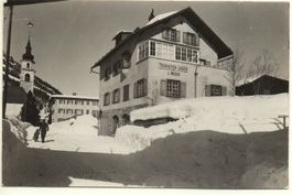BEVER Touristen-Lager J. Weder