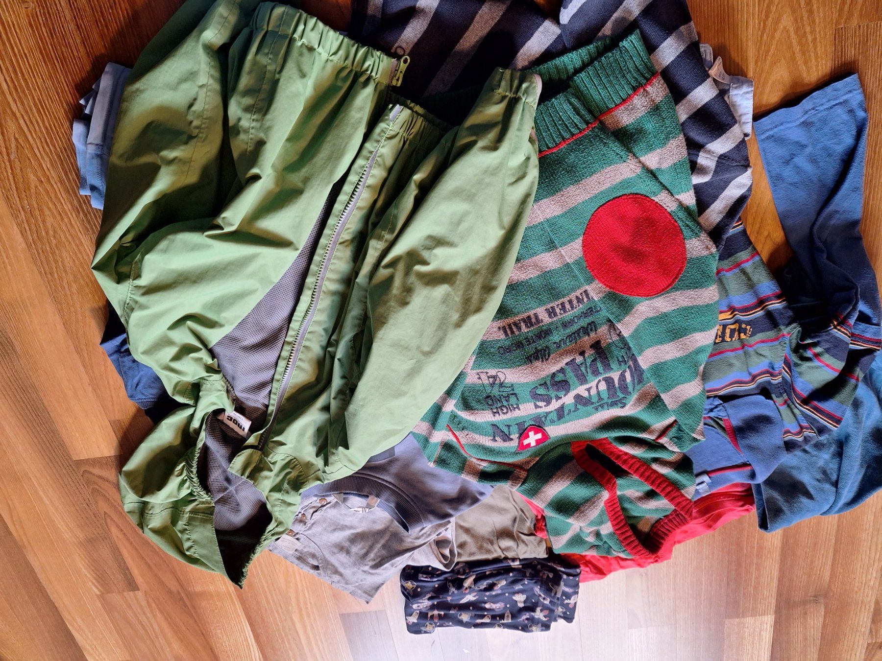 Lotti & Set di vestiti: Buben Kleiderset 110-122 – Usato da Herrliberg venduto da linavogt 3
