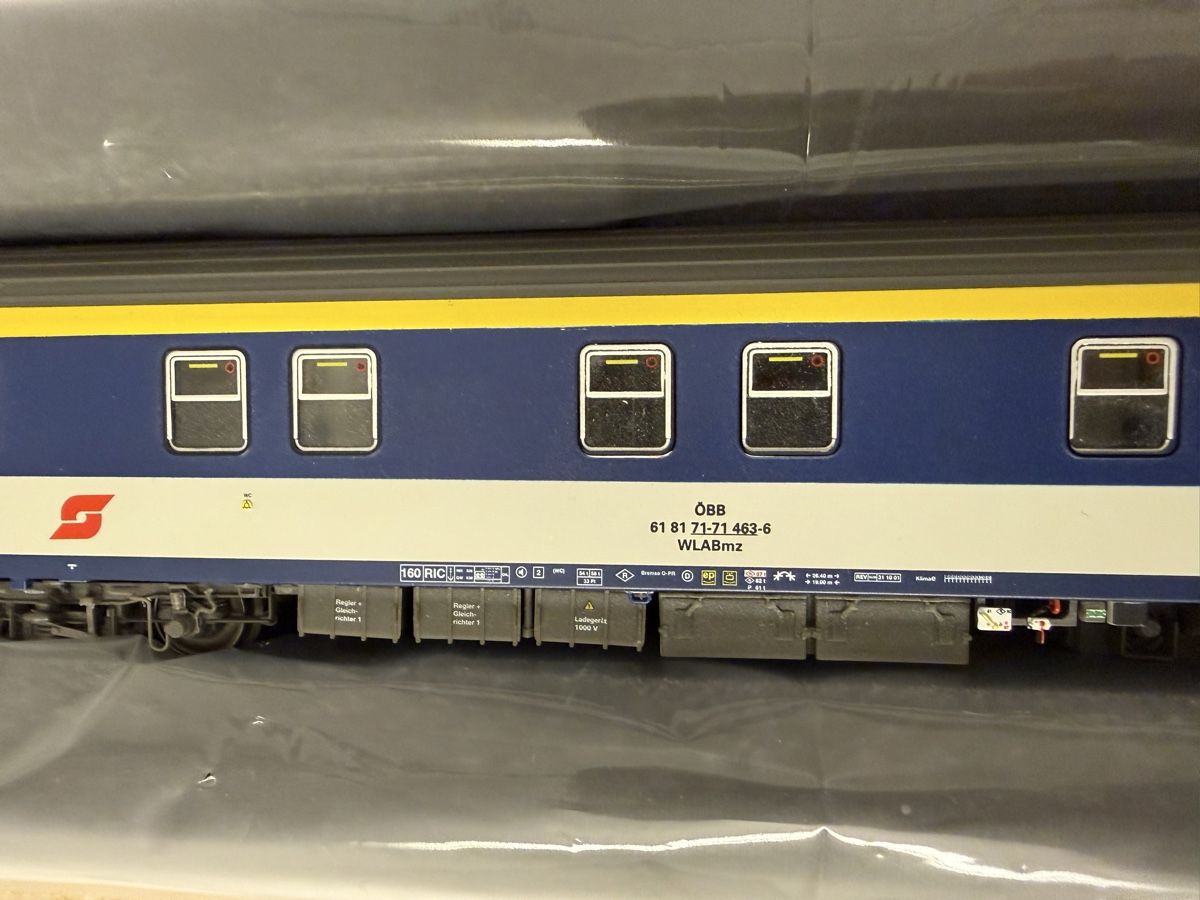 LS Models Modelleisenbahnen: L.S.MODELS ÖBB WLABmz SCHLAFWAGEN NEU – Neu und originalverpackt aus Zürich von Volanbusz 2