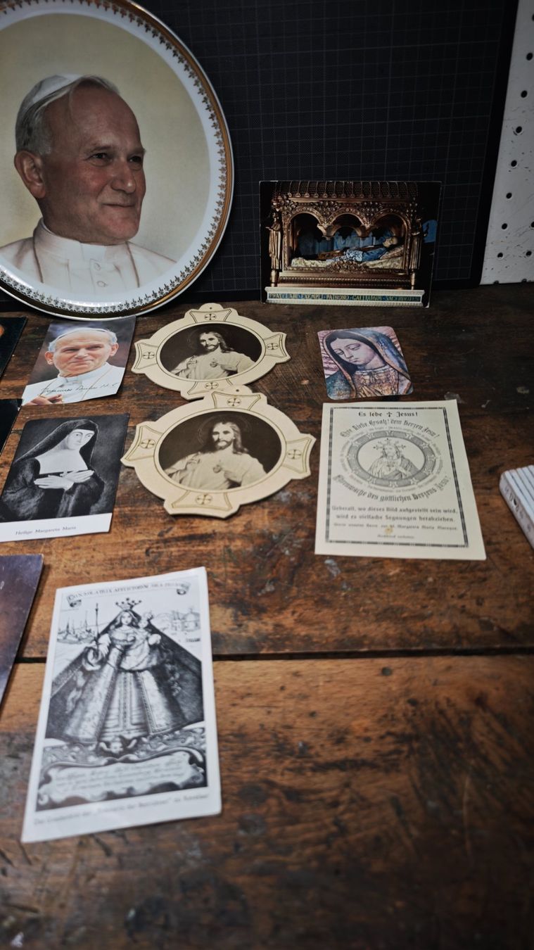 Foto & Immagini: Wunderschöner alter Papst Teller und diversehieligen Bilder – Usato da Gelterkinden venduto da MYSTOREFORYOU4460 5