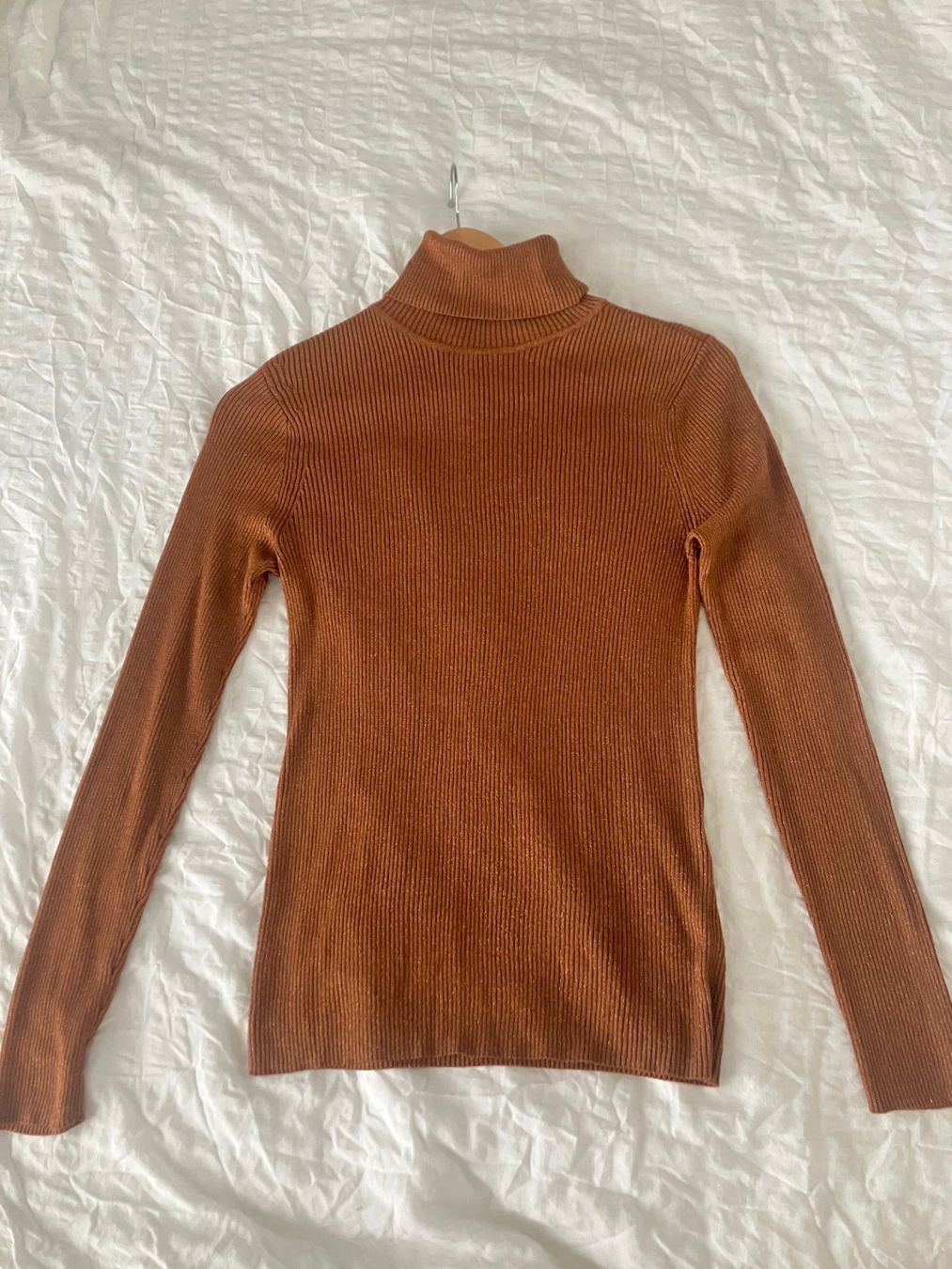 Maglioni & Felpe: Bronzefarbener Rolli Pullover von Hallhuber Gr. 36-38 – Usato da Zürich venduto da Nina100