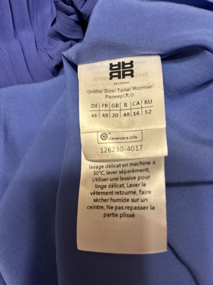 Riani Kleider: Riani Kleid – Neu (gemäss Beschreibung) aus Grabs von SAKA6269
