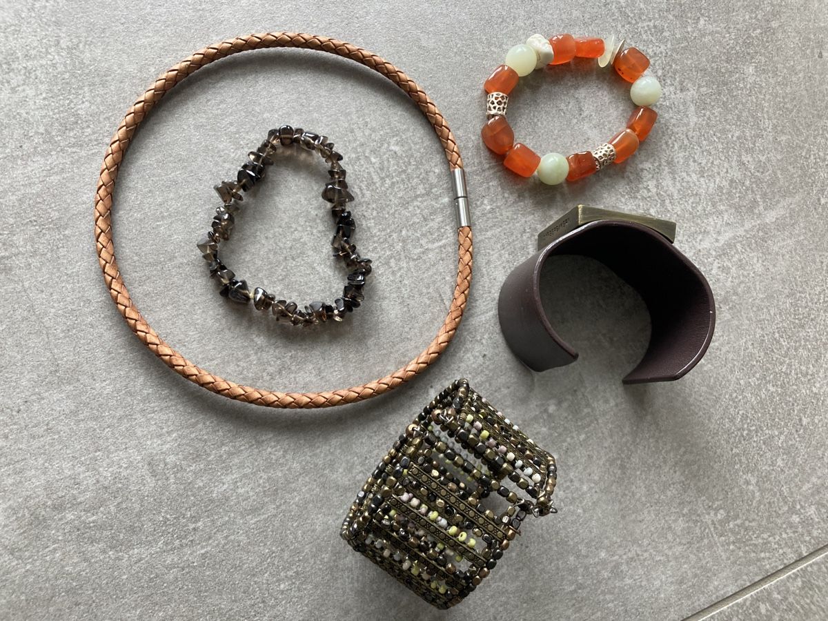 Altri gioielli: Toller 5-teiliger SCHMUCK-LOT – Usato da Nidfurn venduto da cejeisda 9