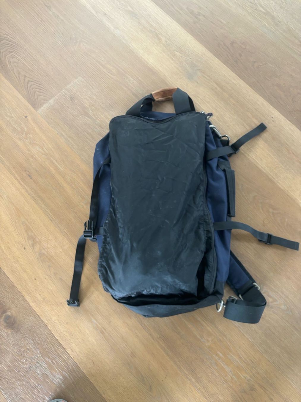 Tatonka Sacs à dos: Kofferrucksack, Tatonka Flight Case, Topozustand – D'occasion à Hombrechtikon par belluk 3