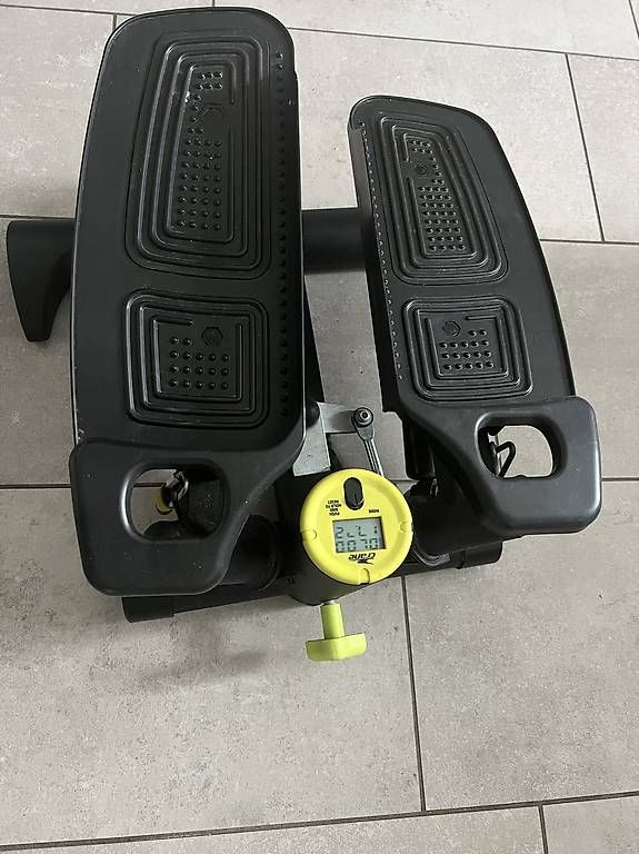 Hometrainer: GIANT STEPPER MIT TRAININGSCOMPUTER – Gebraucht aus Winterthur von keb_77j9 1