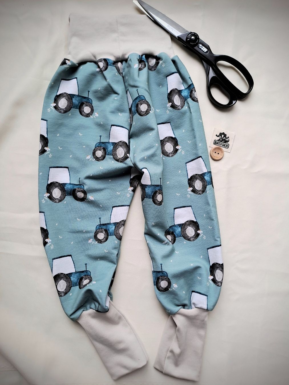 Pantaloni: Bio Pumphose Traktor Gr.98 – Nuovo e nell'imballaggio originale da Bänk (Dägerlen) venduto da Quatschdachs