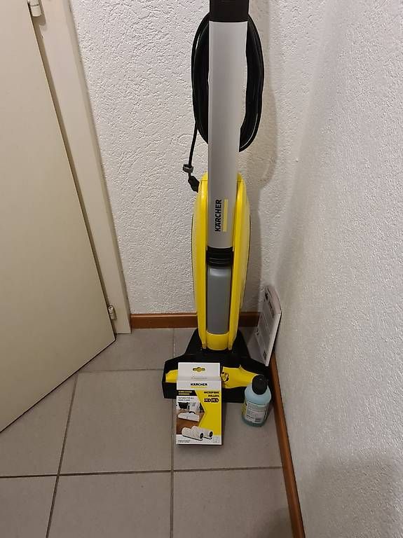 Alle Maschinen: Auto laveuse – Gebraucht aus Cottens FR von mad_cf7s