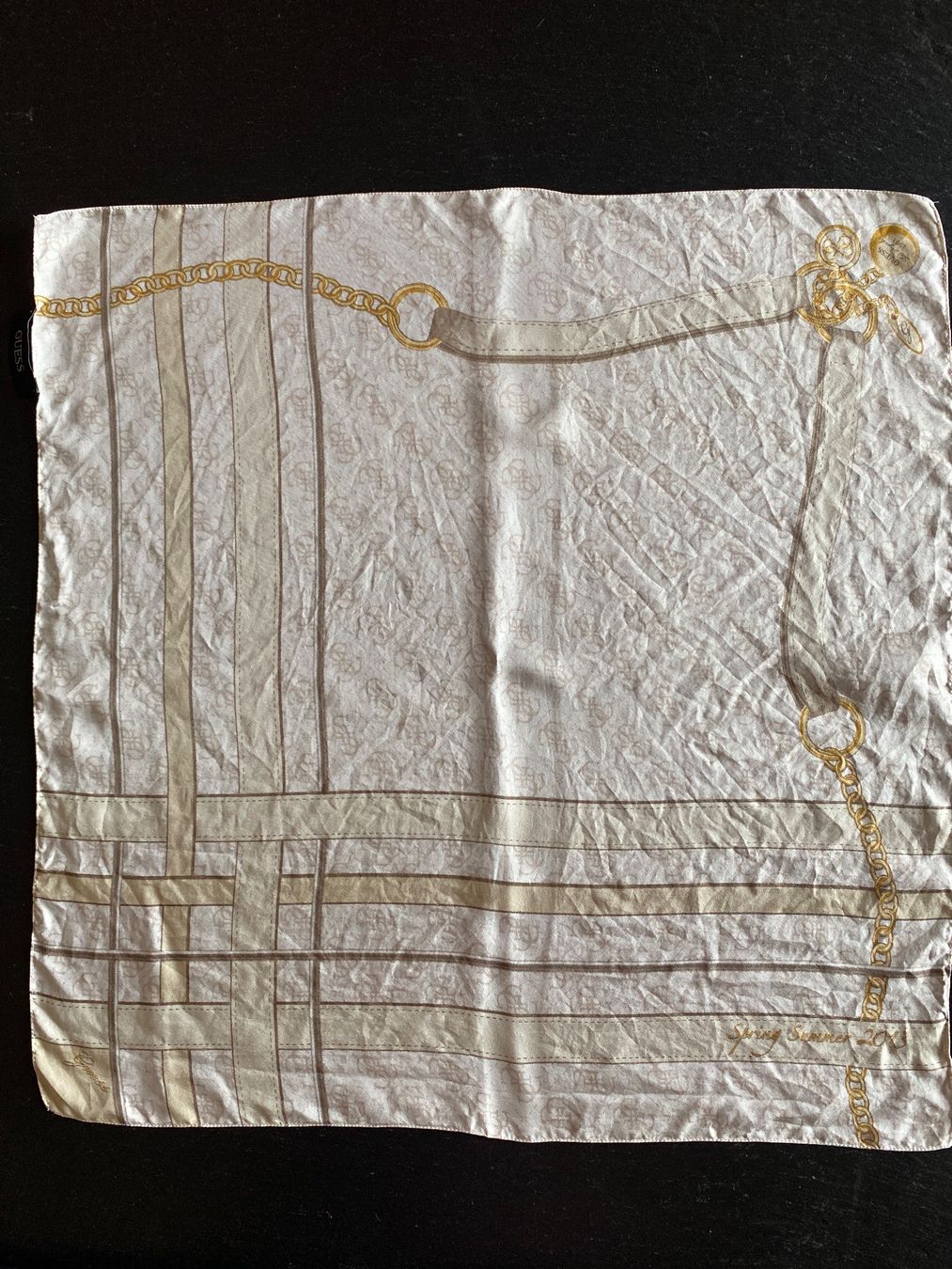 Guess Foulard & Sciarpe: Foulard / Nickituch GUESS – Nuovo (secondo la descrizione) da Bern venduto da hoover08 1