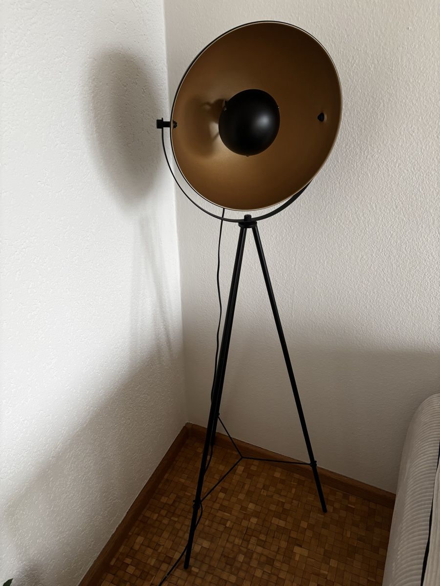 Maisons du monde Lampade: Stehlampe Gold Schwarz – Usato da Basel venduto da ehe_lxw6