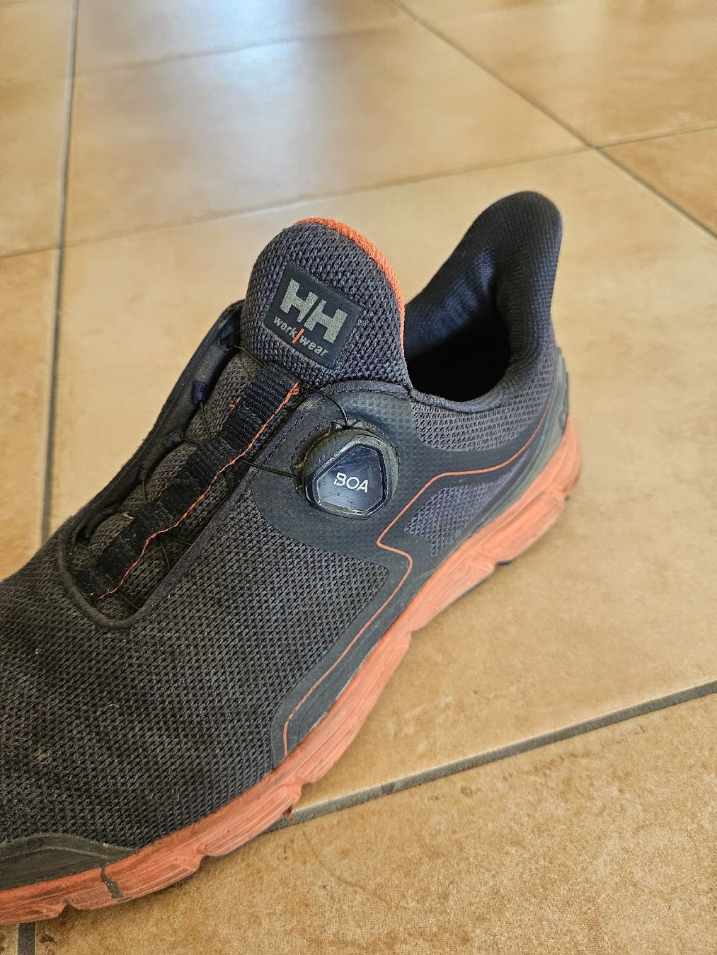 Helly Hansen Scarpe da uomo: Sicherheitsschuhe Helly Hansen Kensington Gr.44 – Usato da Andelfingen venduto da Zimt01 1