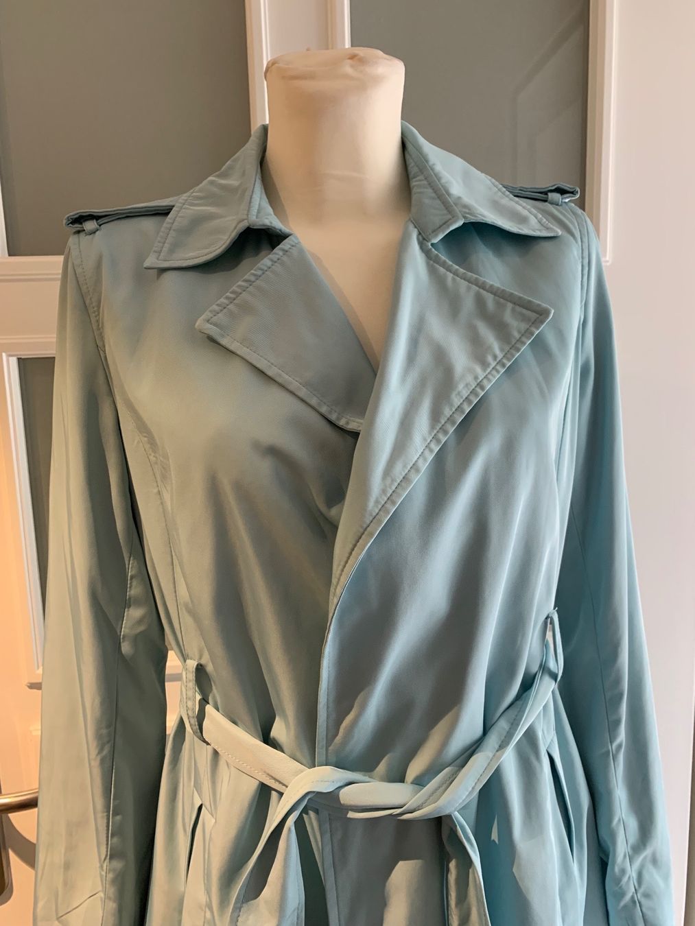 Mäntel: Trench Coat "Zara Basic" Mantel Gr. M/36-38 Leo-Futter – Gebraucht aus Engelburg von mamalanima 1