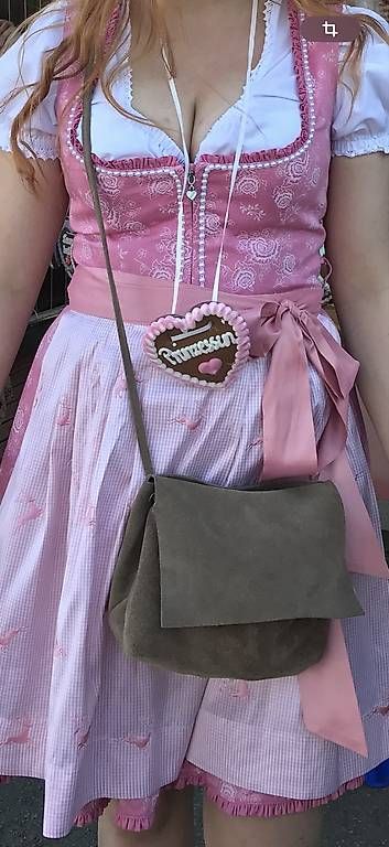 Kleider: Dirndl mit angefertigten Schürze – Gebraucht aus baar von hausfrau01