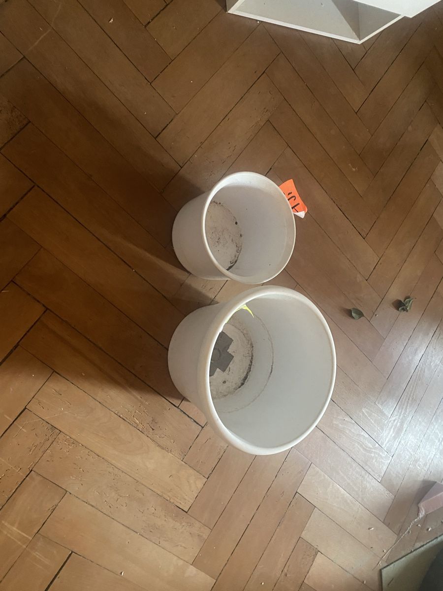 Vasen & Gefässe: 2 Vasen – Gebraucht aus Ettingen von inf_vhc7 1