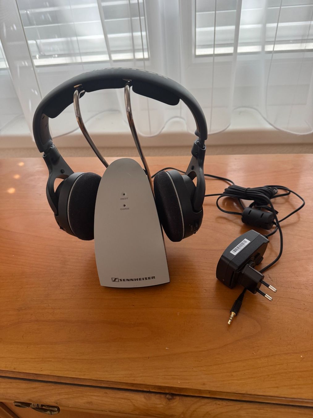 Cuffie: Sennheiser HDR 120 Kopfhörer mit Ladestation – Usato da Gais venduto da mmu_bl6k