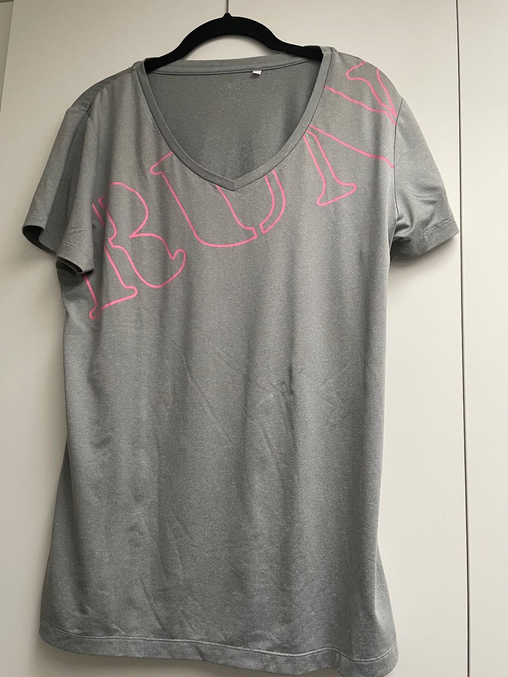 T-shirt: Sport Shirt KTEC Gr. 42, grau – Usato da Bronschhofen venduto da Sommernacht03 3