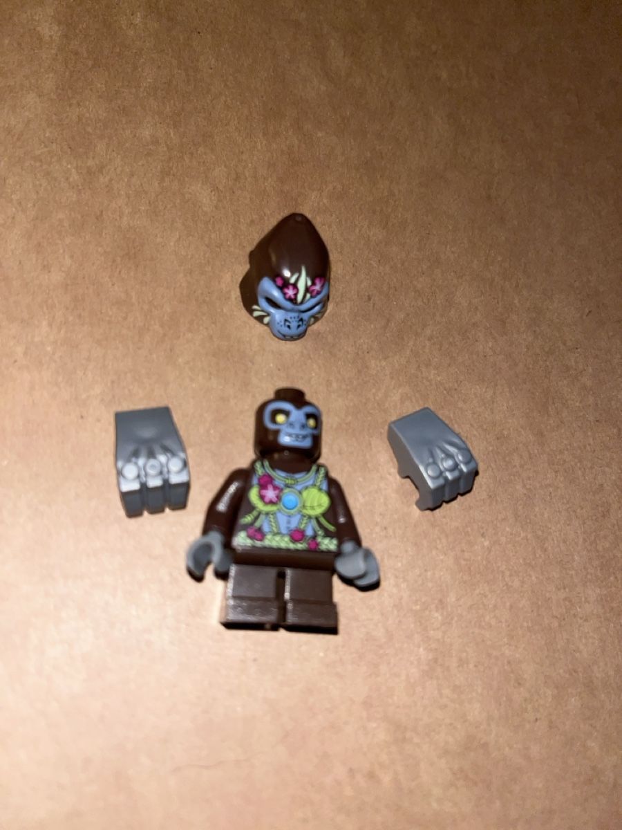 Lego Statuette: Seltener Lego Chima Gorzan Minifigur – Usato da Neuenhof venduto da Pixeline 2
