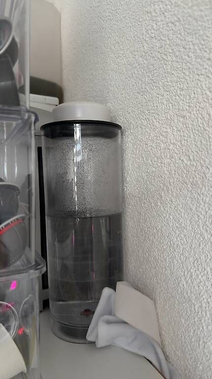 Macchine per caffè & Macchine per espresso: Machine Nespresso vertuo  – Usato da Massongex venduto da foc_nkx9 1