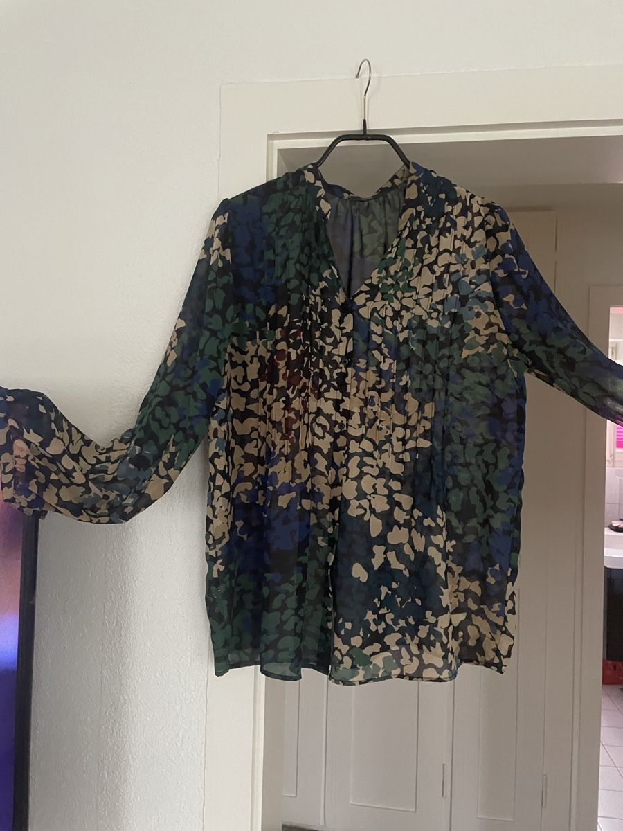 Esprit Blusen: Elegante Bluse Esprit Viscose Cr.42 / XL – Gebraucht aus Männedorf von Raendy 2