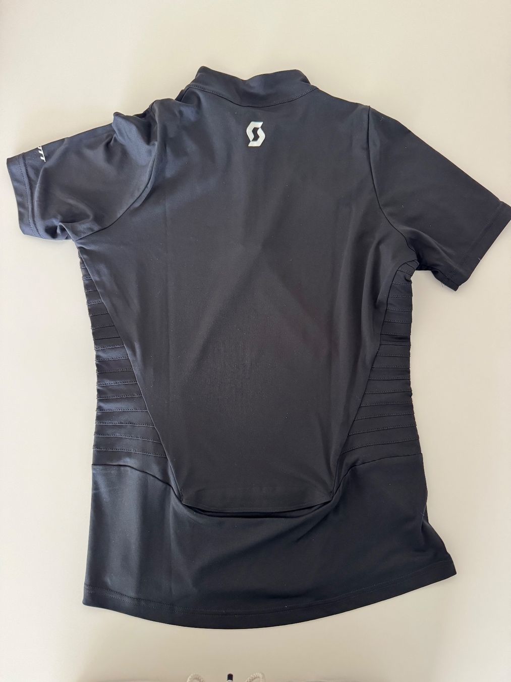 Scott Canottiere & Pantaloni: Scott Velo Trikot – Usato da Domat/Ems venduto da cowi 1