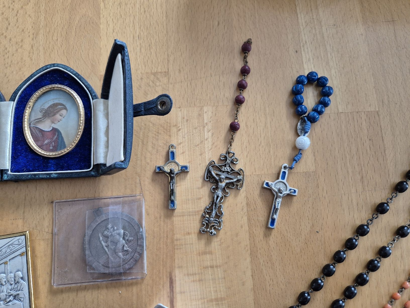 Altri gioielli: Religiöses Konvolut – Usato da Vilters venduto da Fleiflomi 2