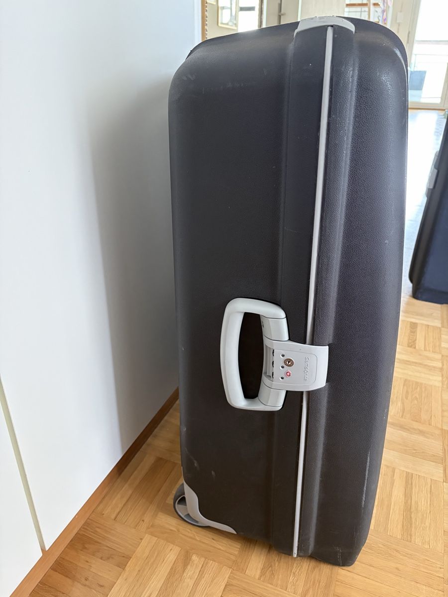 Samsonite Valises de voyage: Samsonite Hartschalenkoffer – D'occasion à Zürich par nepaprocella 3