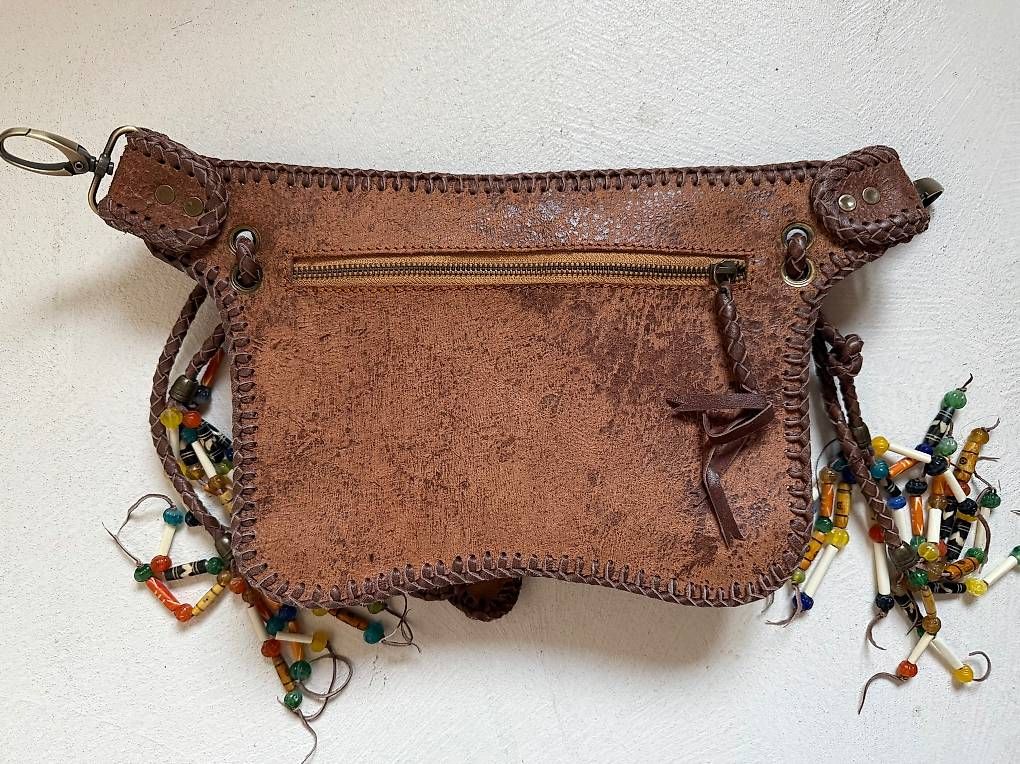 Borse: Handgemachte Ledertasche im Boho-/Western-Stil – Usato da Ebikon venduto da Isifasi 2