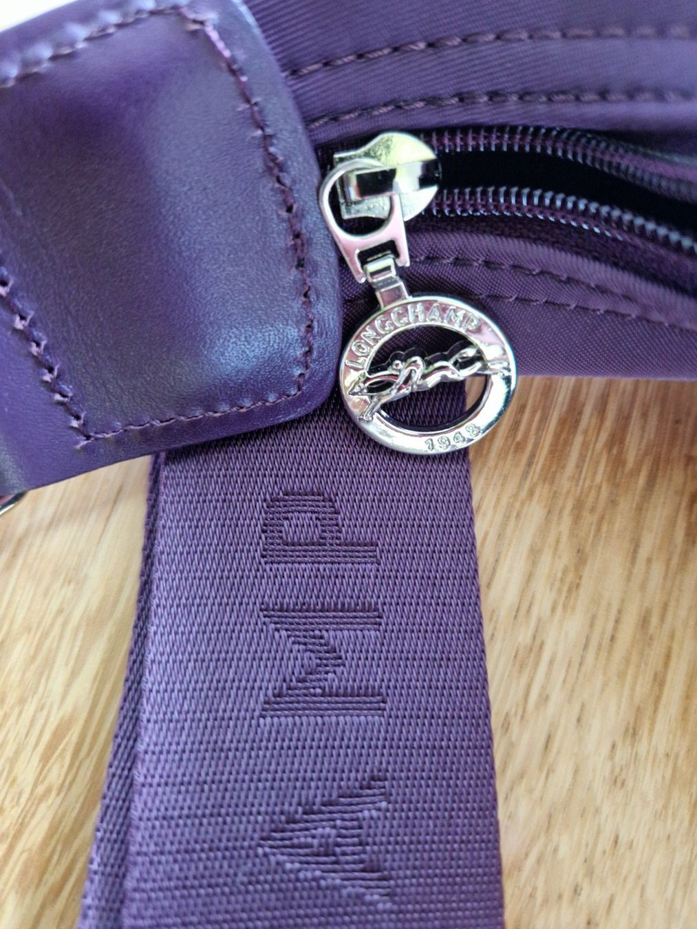 Longchamp Borse da donna: LONGCHAMP Umhängetasche – Usato da Möhlin venduto da Cloudy73 6