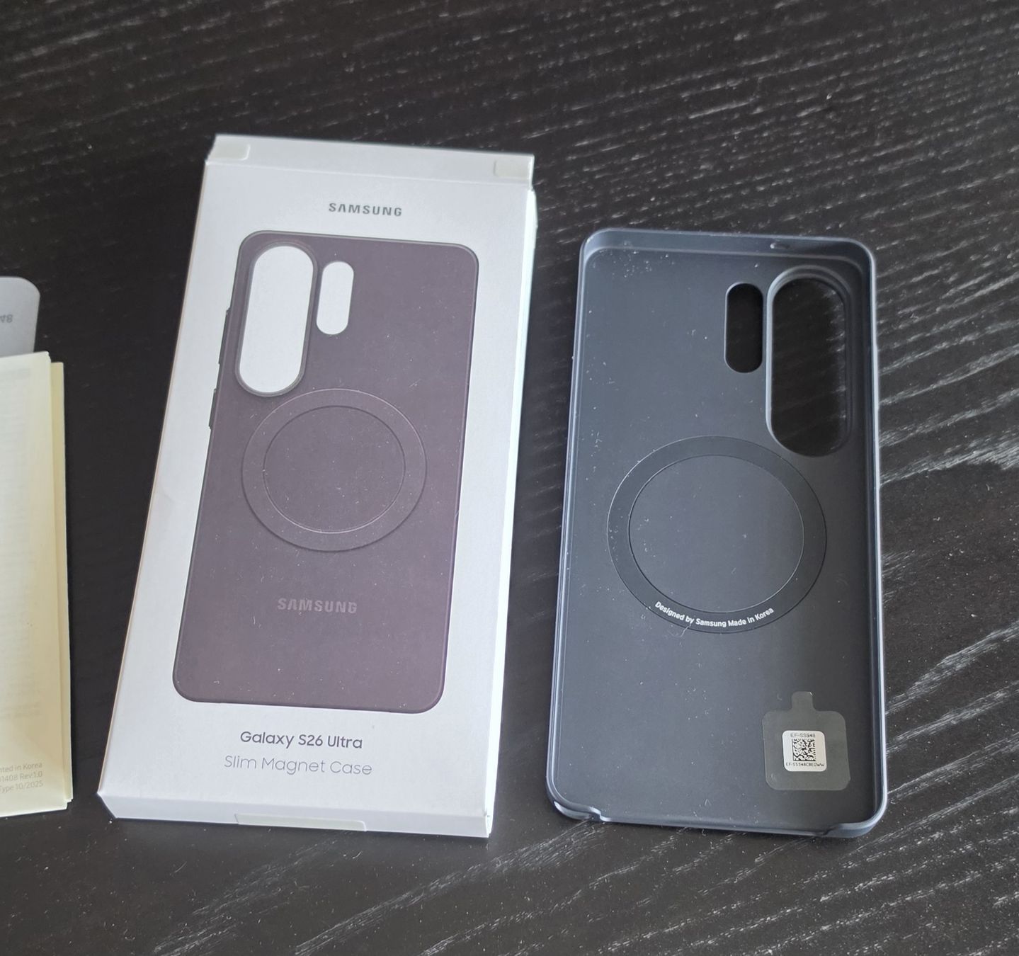 Samsung Cover & Protezioni schermo: Samsung 26 Ultra Slim Magnet Case – Nuovo (secondo la descrizione) da Thalwil venduto da Bushwood