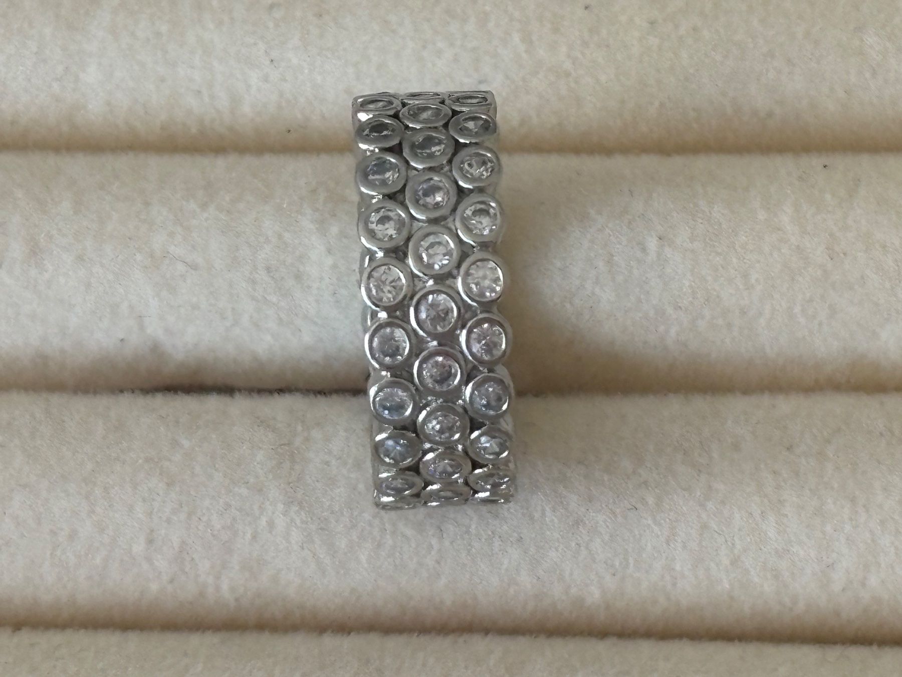 Anelli: Luxus Elegante Gr: 19:9 Ring mit  Zirkonia Farbe: Silver – Nuovo (secondo la descrizione) da Biel-Bienne venduto da Roserosse13 2