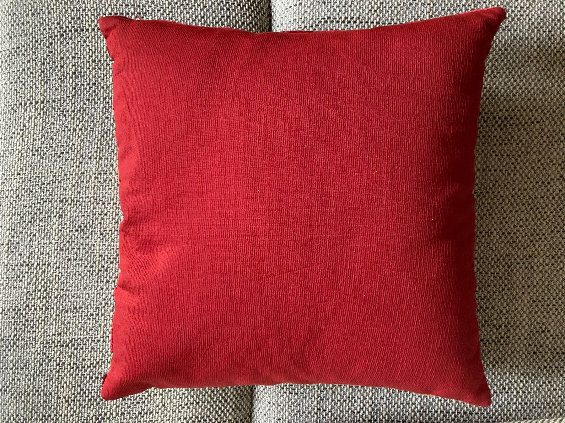 Kissen: 3 Kissen – Gebraucht aus Bolligen von abara1 2