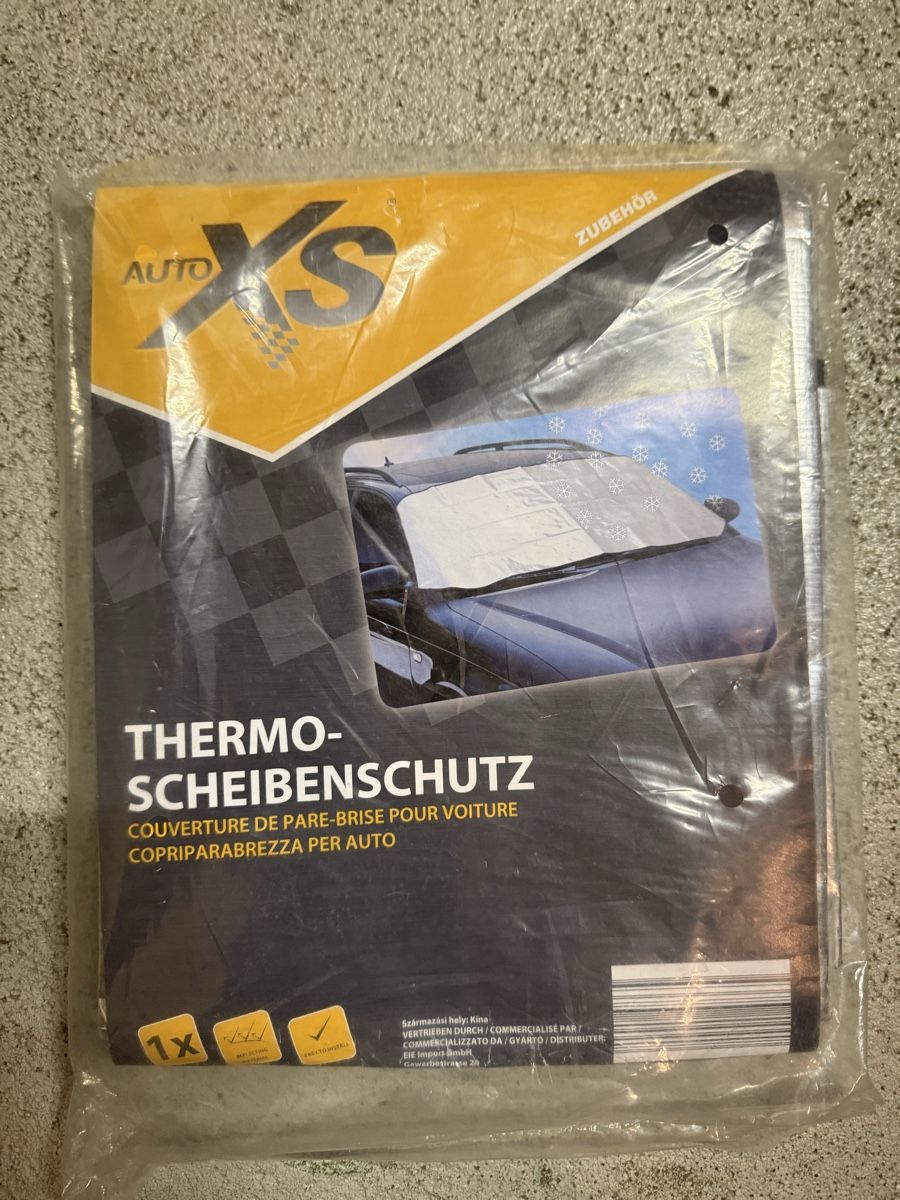 Altro: Auto XS Thermoscheibenschutz neu – Nuovo (secondo la descrizione) da Sarnen venduto da Camaro74