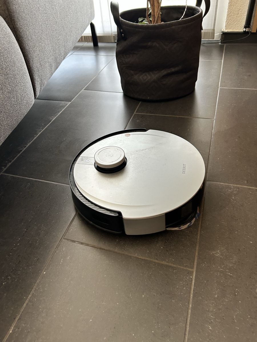 Ecovacs Aspirateurs & Accessoires: ECOVACS DEEBOT X1 OMNI – D'occasion à Kehrsatz par luna_44