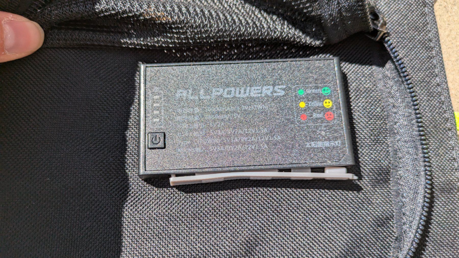 Panneaux solaires: ALLPOWERS 5V 21W Solar Panel, Tragbares Solarladegerät – D'occasion à Staufen par Fleby84 3
